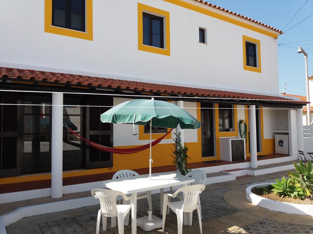 Alojamentos Vitinho 2 - Vila Nova Milfontes Vila Nova de Milfontes Extérieur photo