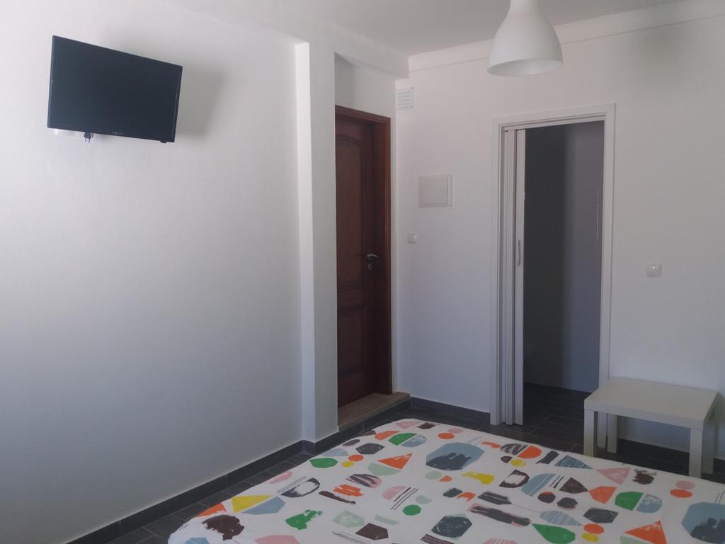 Alojamentos Vitinho 2 - Vila Nova Milfontes Vila Nova de Milfontes Extérieur photo