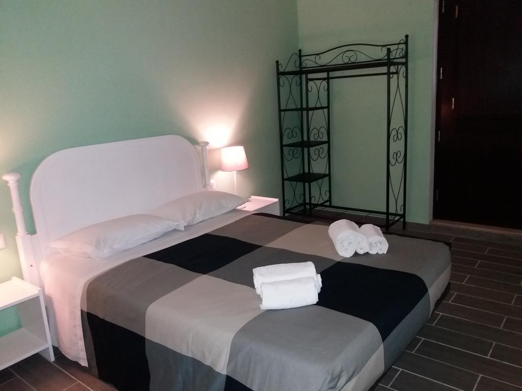 Alojamentos Vitinho 2 - Vila Nova Milfontes Vila Nova de Milfontes Extérieur photo